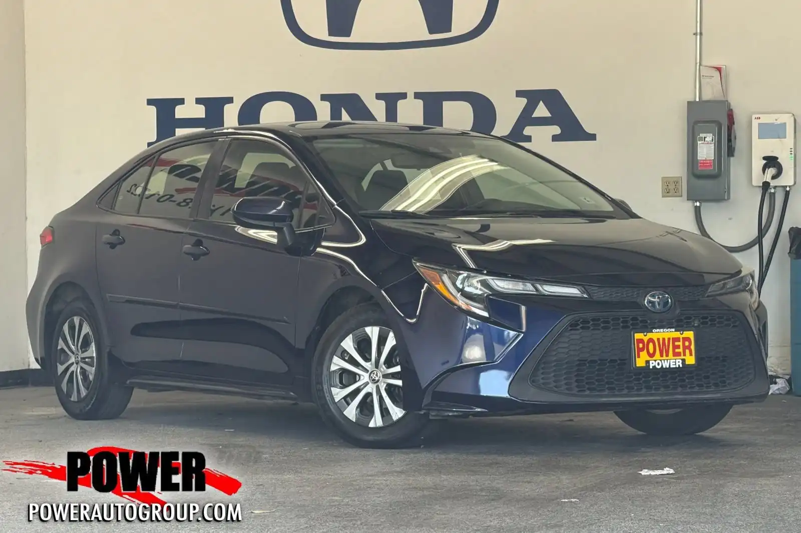 2022 Toyota Corolla LE Hybrid CVT's photo