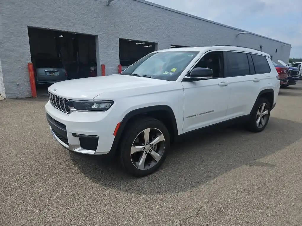 2022 Jeep Grand Cherokee L Limited 4WD's photo