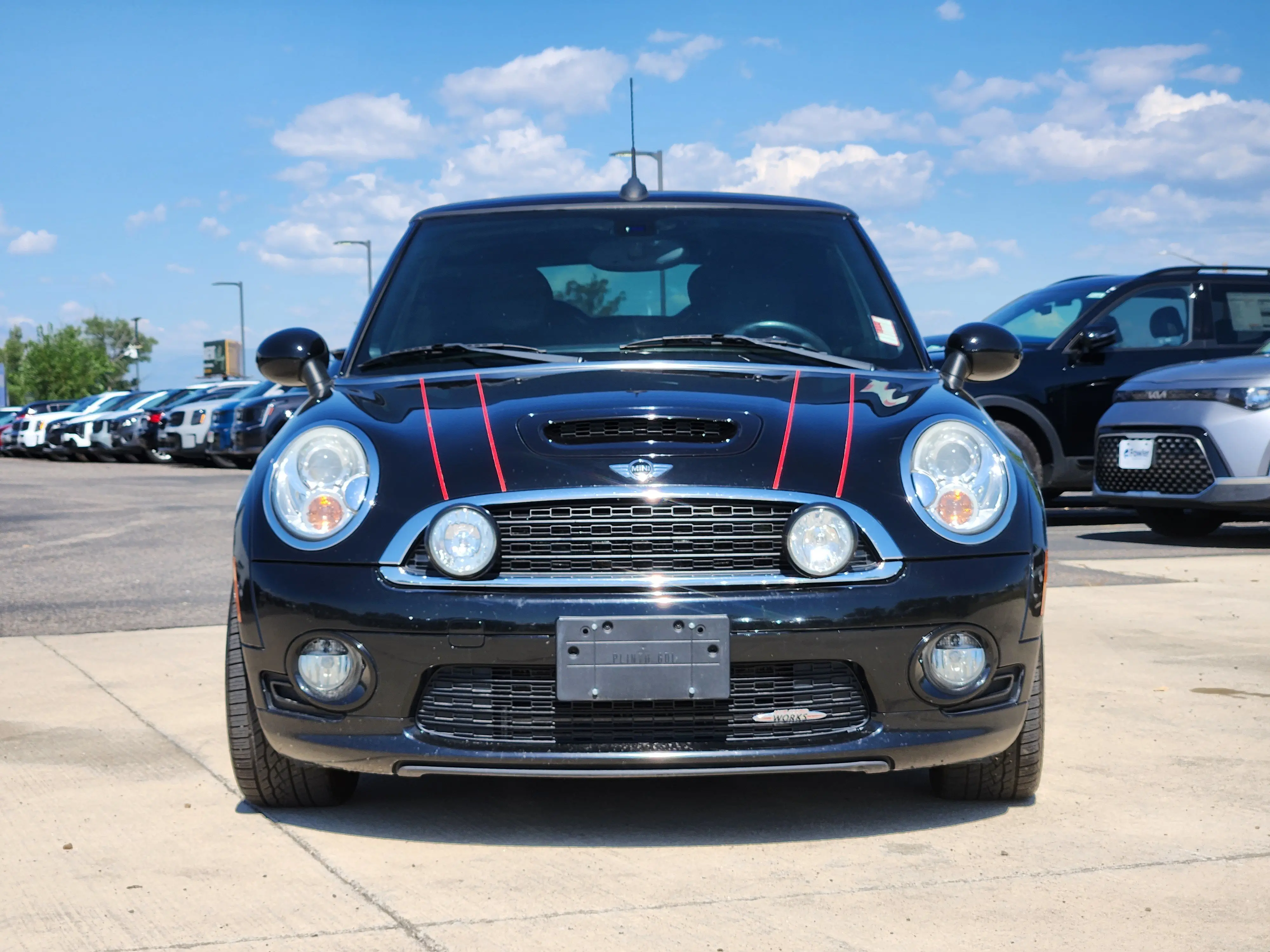 2010 MINI Cooper John Cooper Works photo 5