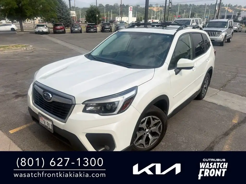 2021 Subaru Forester Premium's photo