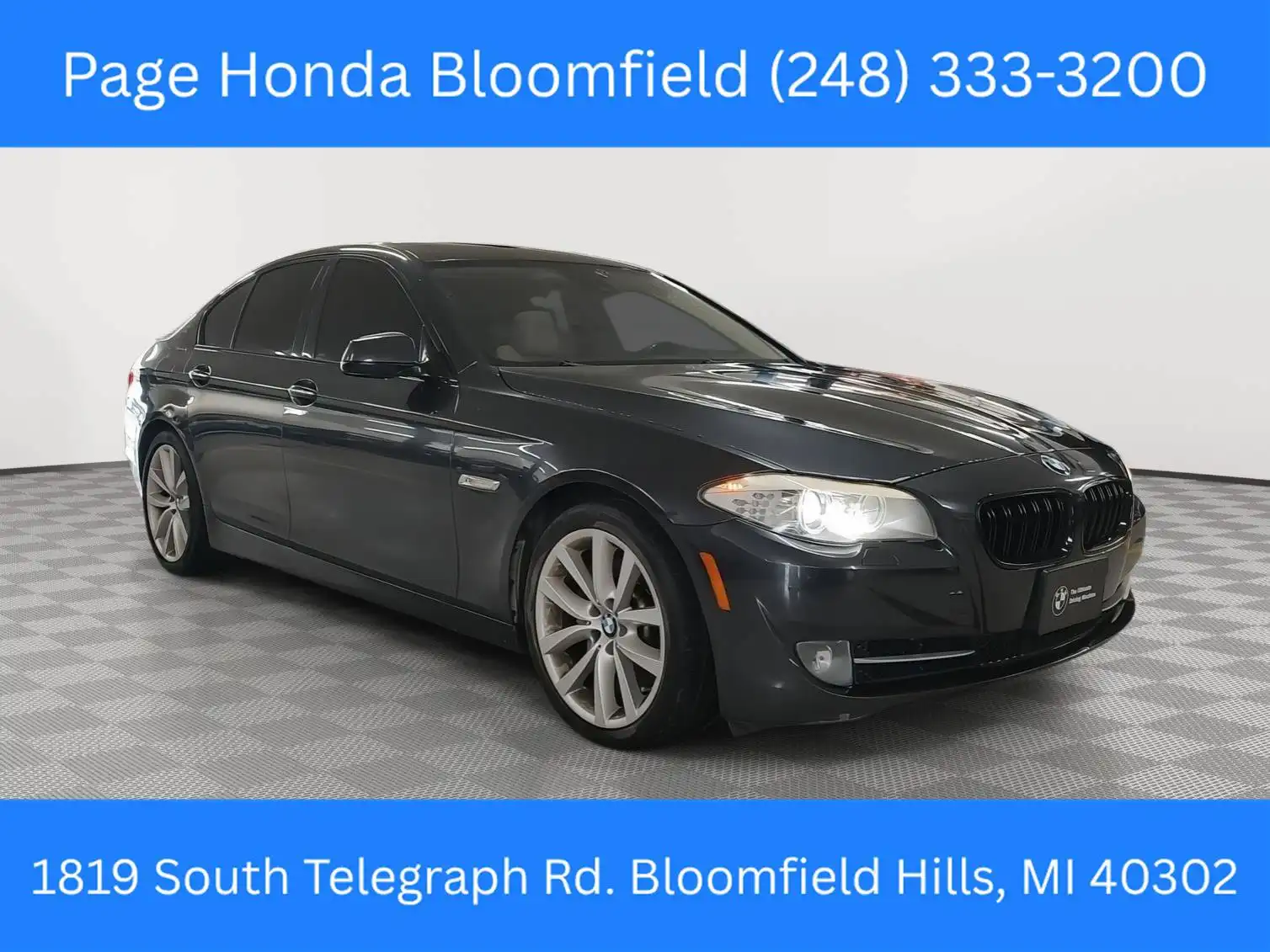 2011 BMW 5 Series 535i Sedan's photo