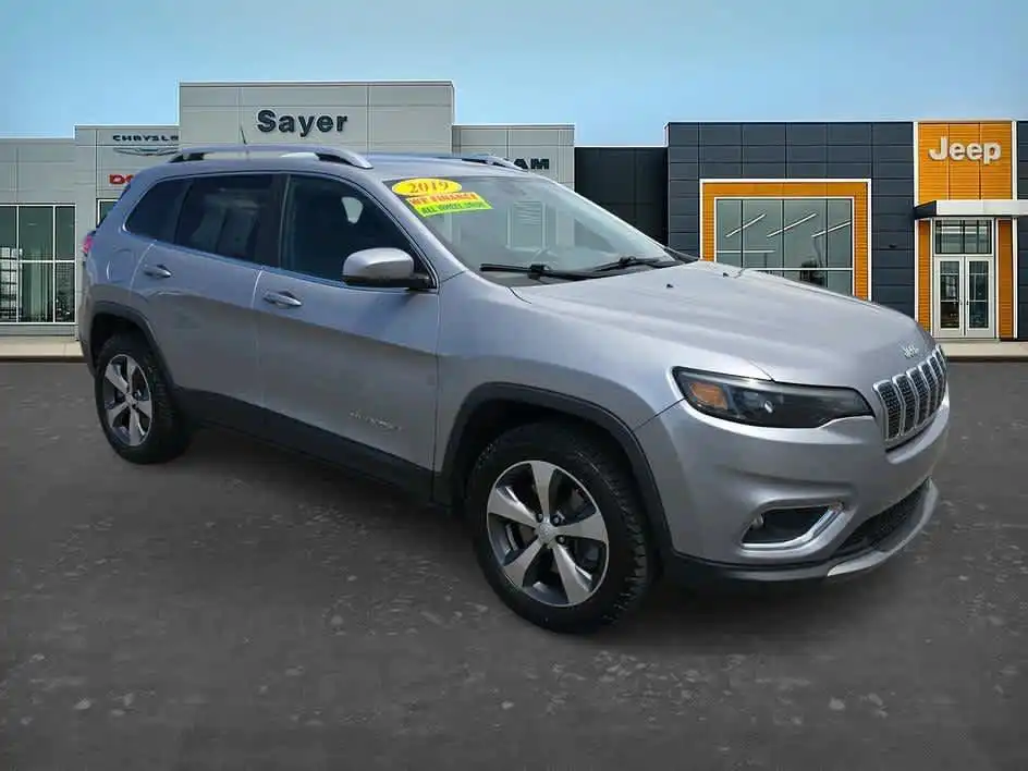 2019 Jeep Cherokee Limited 4X4's photo
