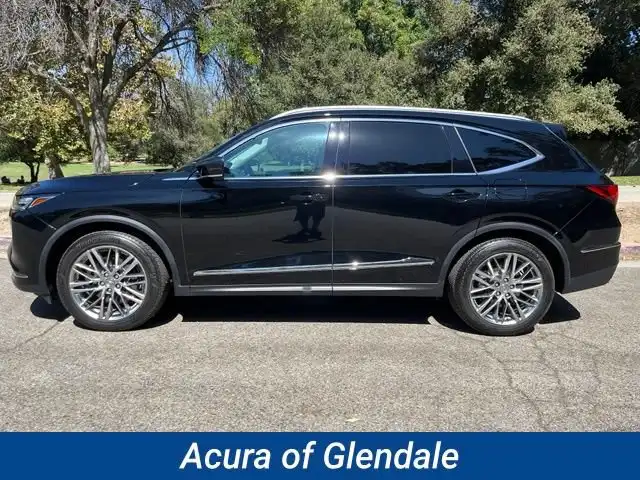 2023 Acura MDX SH-AWD w/Advance Package's photo