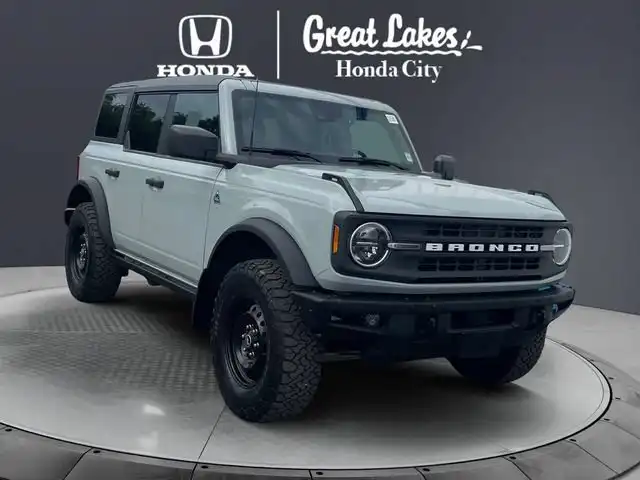 2022 Ford Bronco Black Diamond 4x4's photo