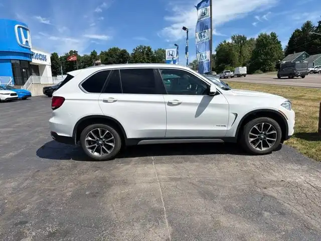 2018 BMW X5 xDrive35i's photo