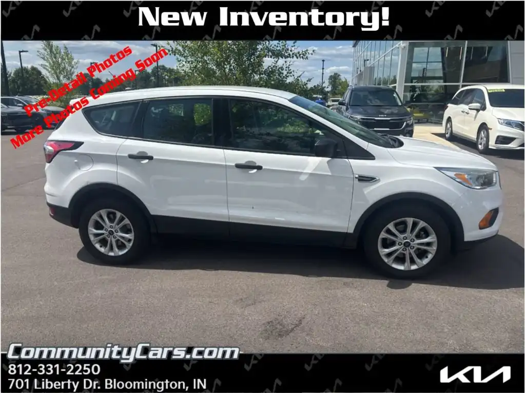 2017 Ford Escape S's photo