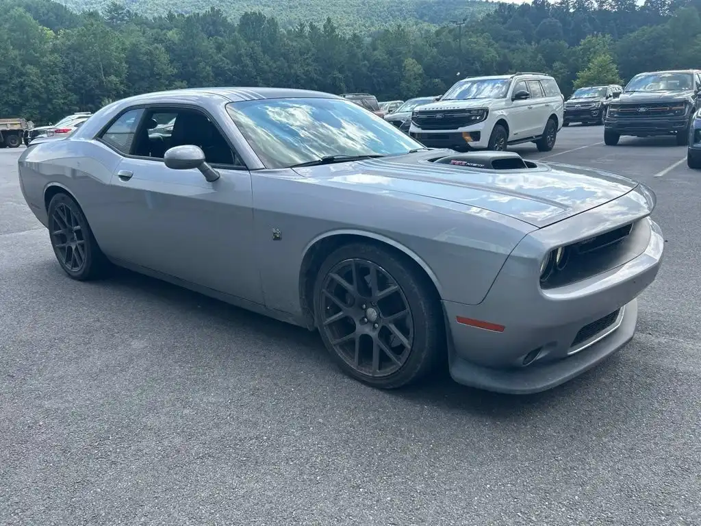 2016 Dodge Challenger 392 Hemi Scat Pack Shaker's photo