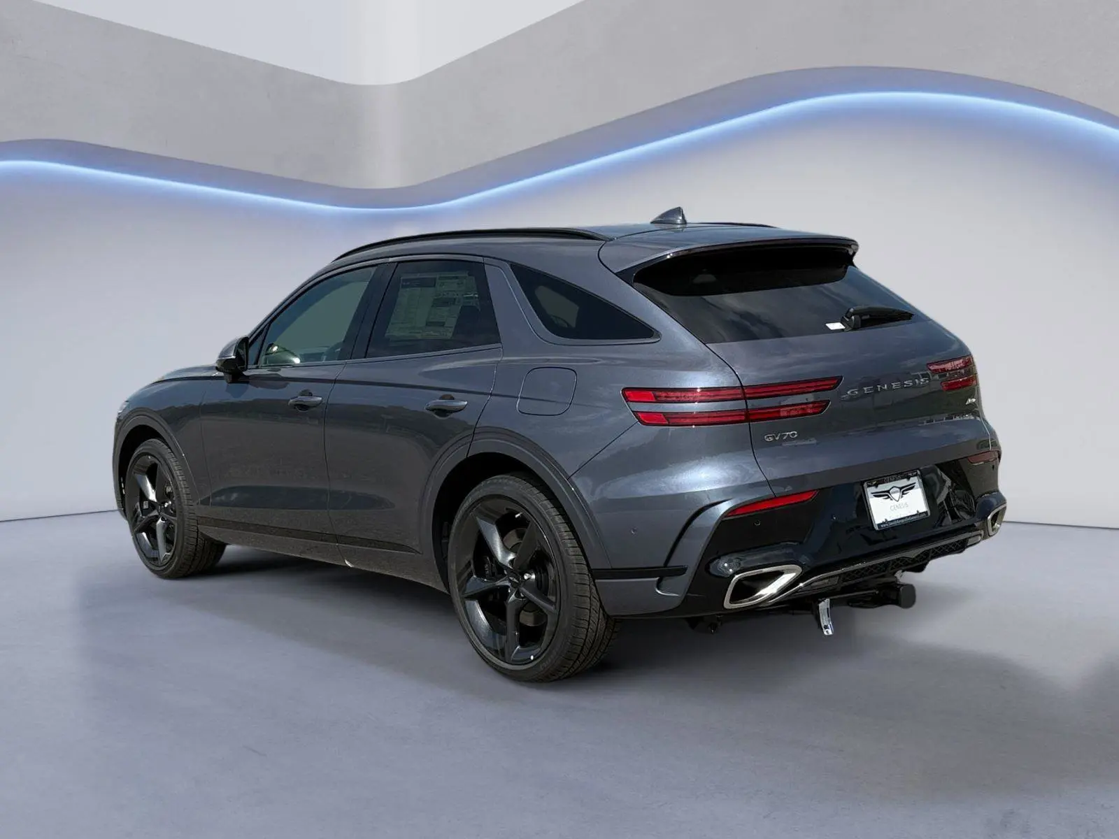 2026 Genesis GV70 2.5T Sport Prestige AWD photo 3