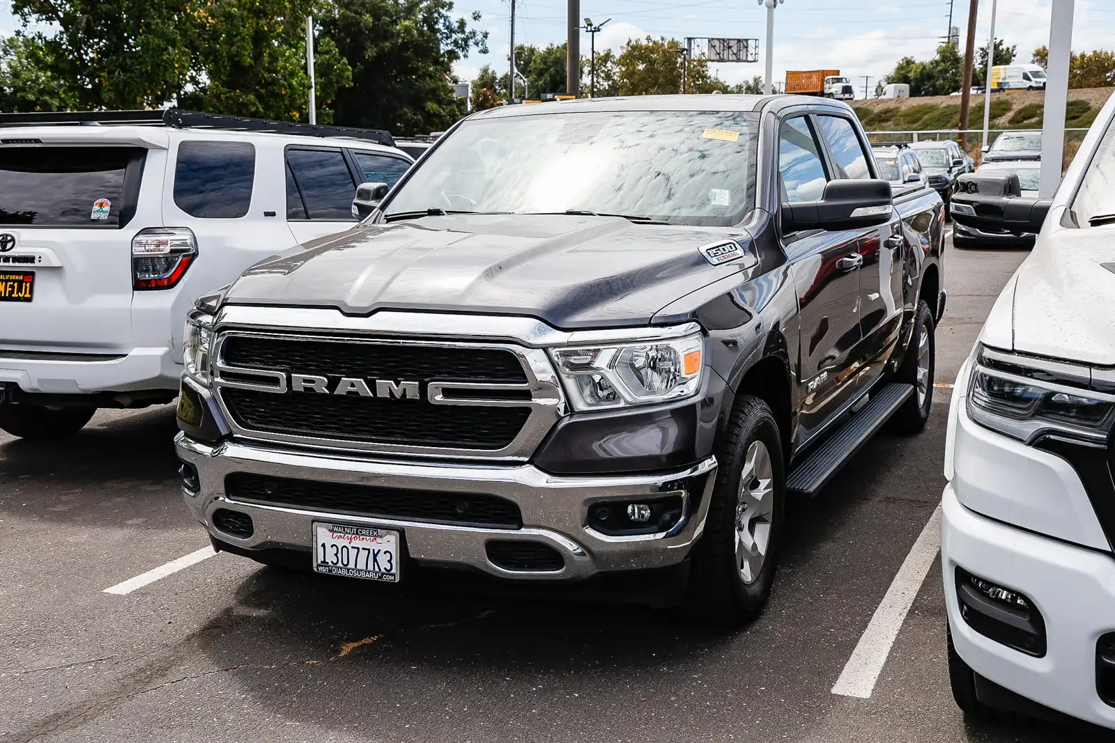 2022 RAM 1500 Big Horn/Lone Star 4WD Crew Cab 5'7's photo