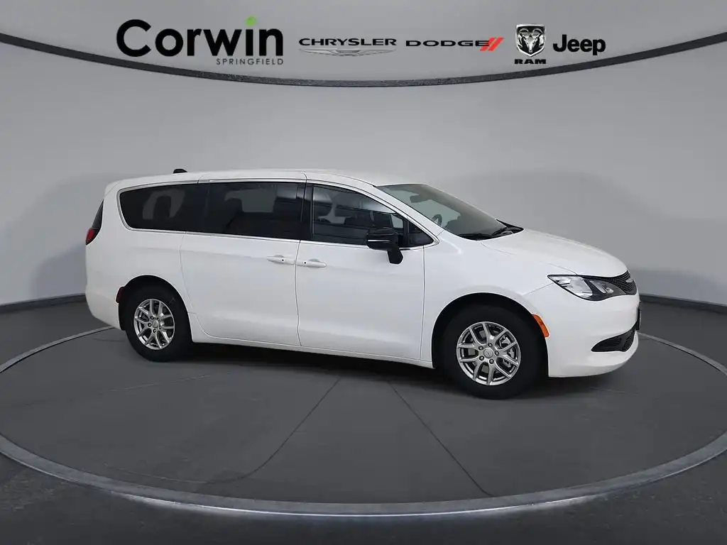 2027 Chrysler Voyager LX's photo