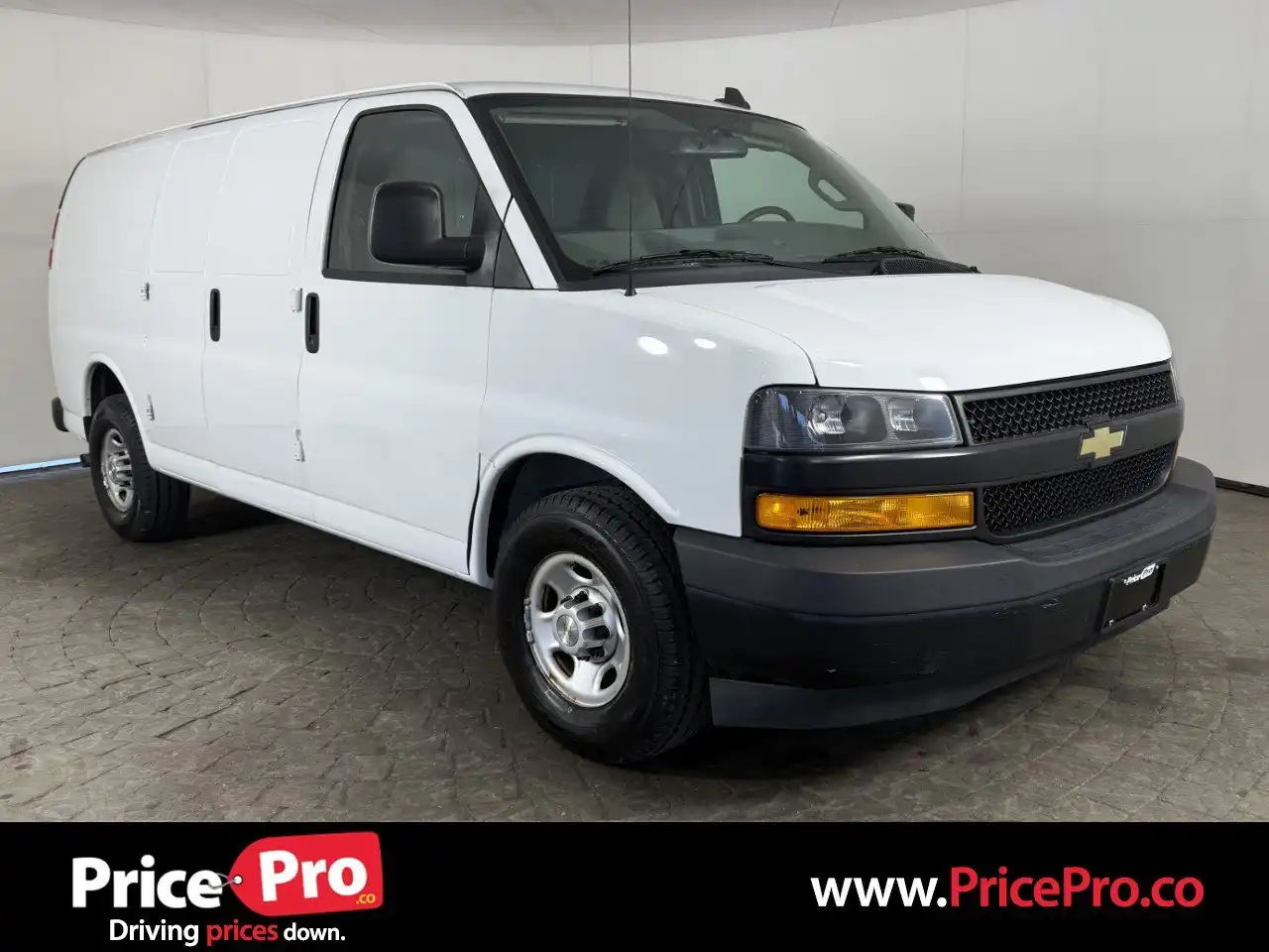 2021 Chevrolet Express 2500 Work Van HD's photo