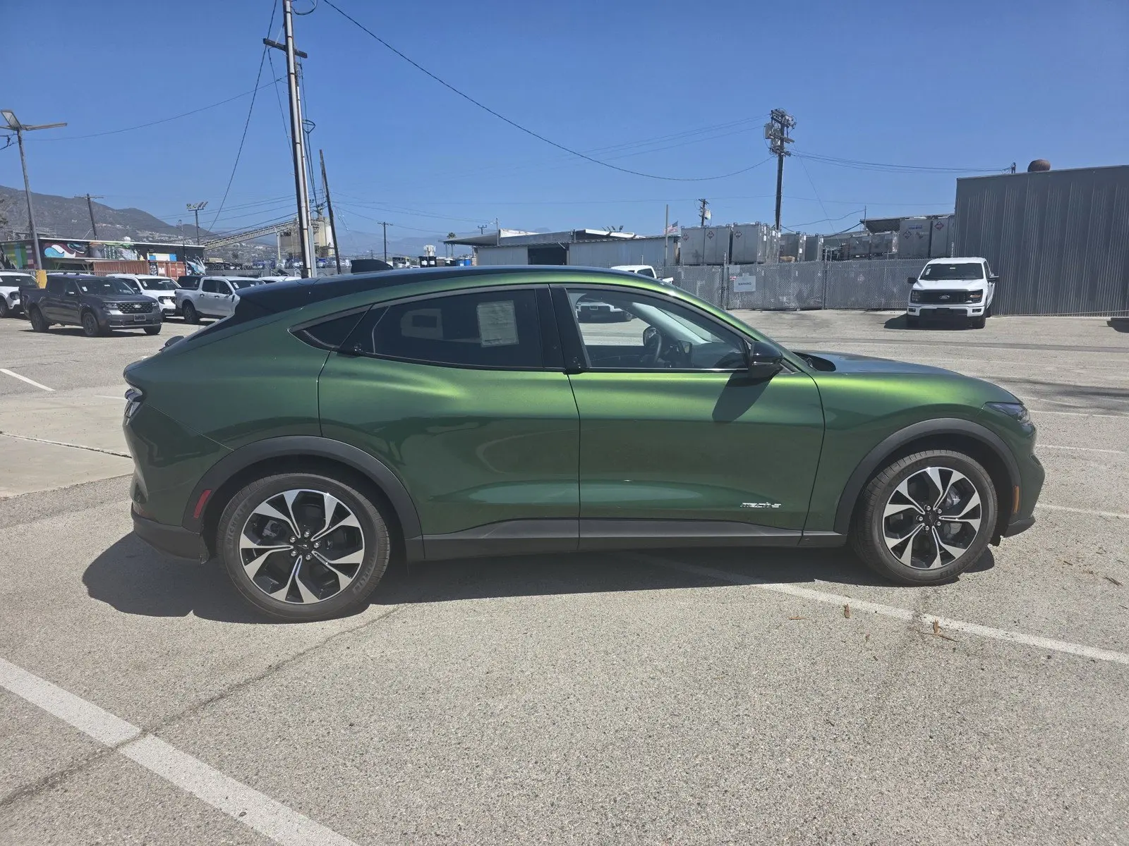 2026 Ford Mustang-Mach-e Select photo 3