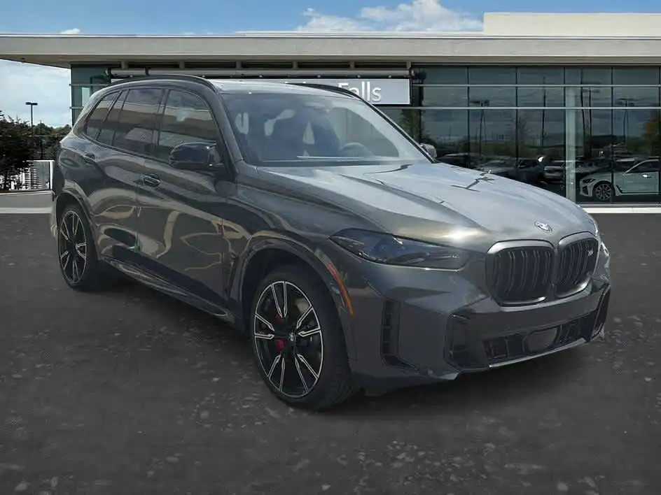 2026 BMW X5 M60i's photo