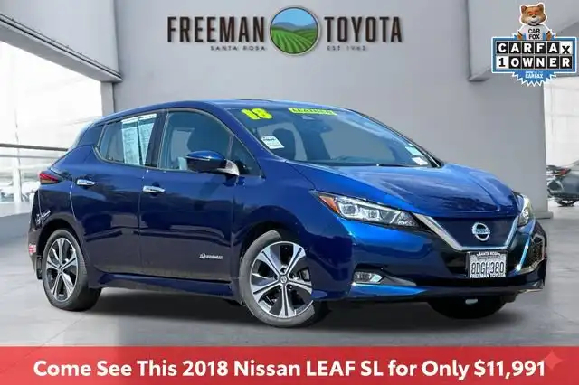 2018 Nissan Leaf SL's photo