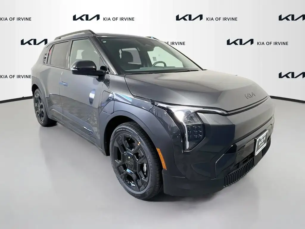 2027 Kia EV3 Wind photo 1