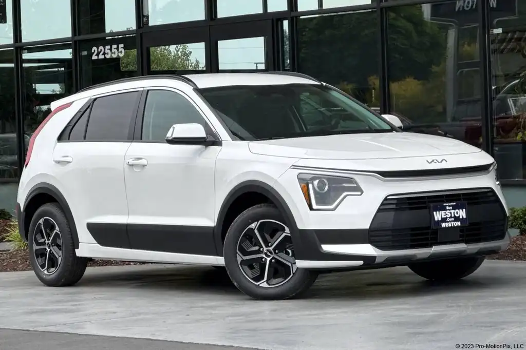 2026 Kia Niro EX HEV's photo