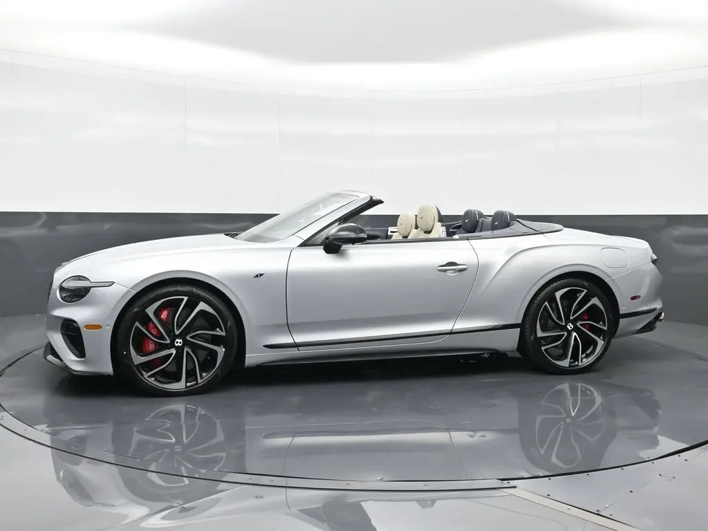 2026 Bentley Continental GT undefined photo 5