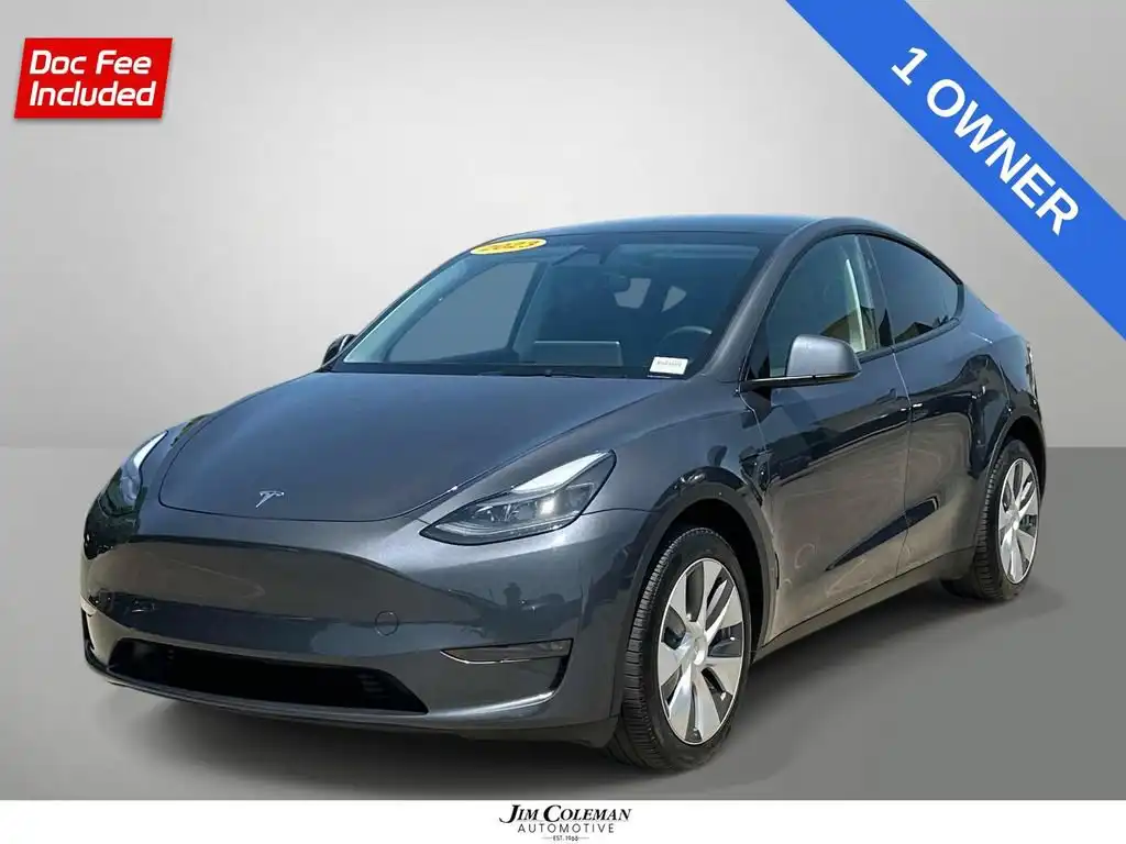 2023 Tesla Model Y Long Range Dual Motor All-Wheel Drive's photo