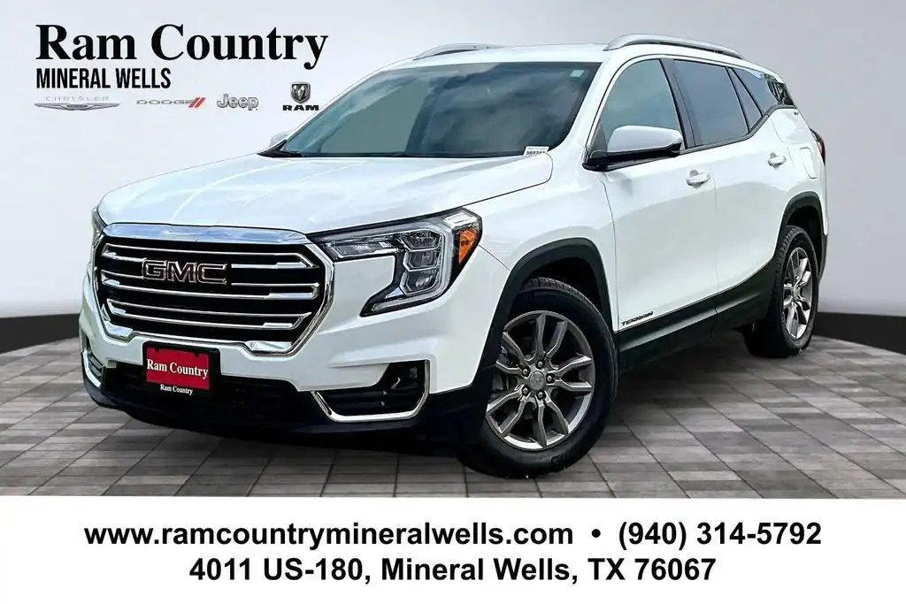 2024 GMC Terrain SLT FWD's photo