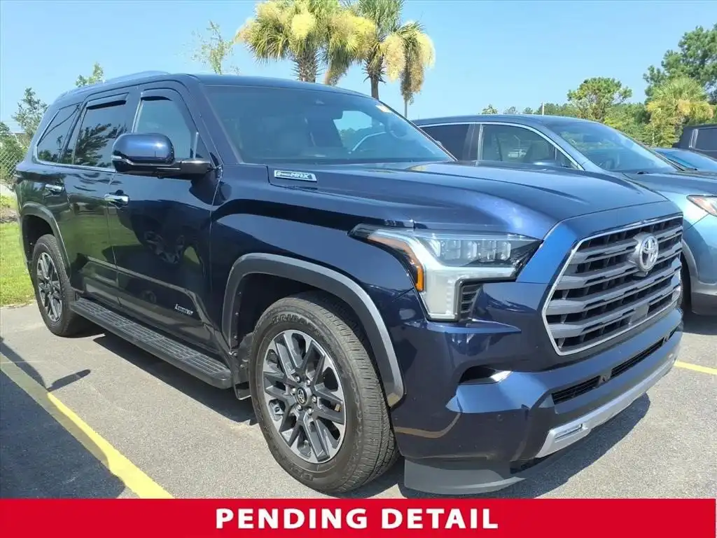 2025 Toyota Sequoia Limited 4WD i-FORCE MAX Hybrid's photo