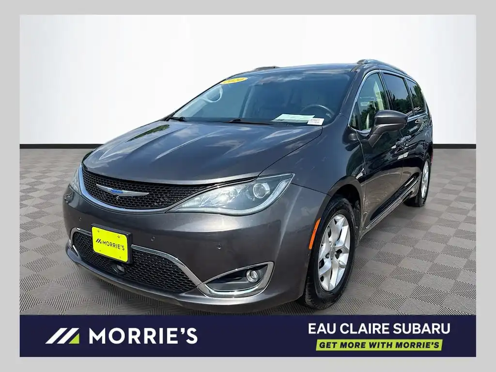 2020 Chrysler Pacifica Touring L Plus's photo