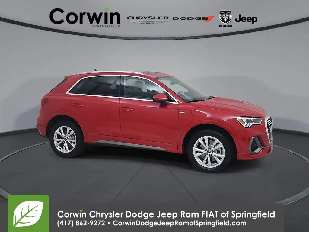 2025 Audi Q3 45 TFSI S Line Premium quattro's photo