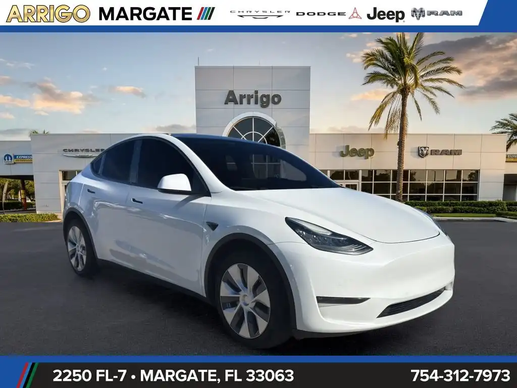 2020 Tesla Model Y Long Range Dual Motor All-Wheel Drive's photo