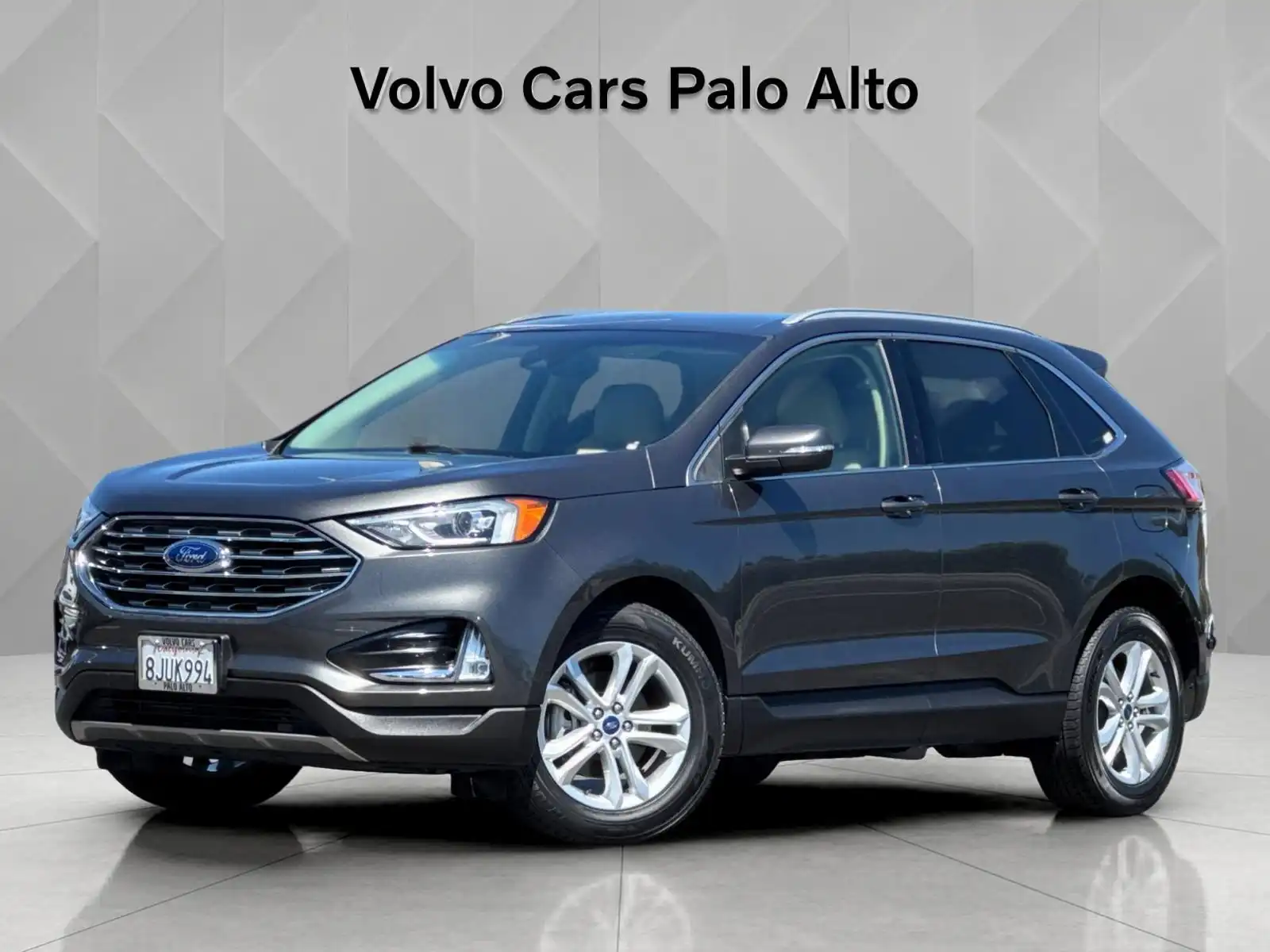 2019 Ford Edge SEL's photo