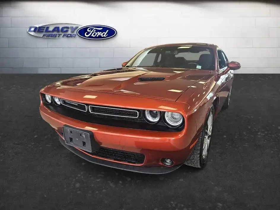 2020 Dodge Challenger SXT Auto AWD's photo