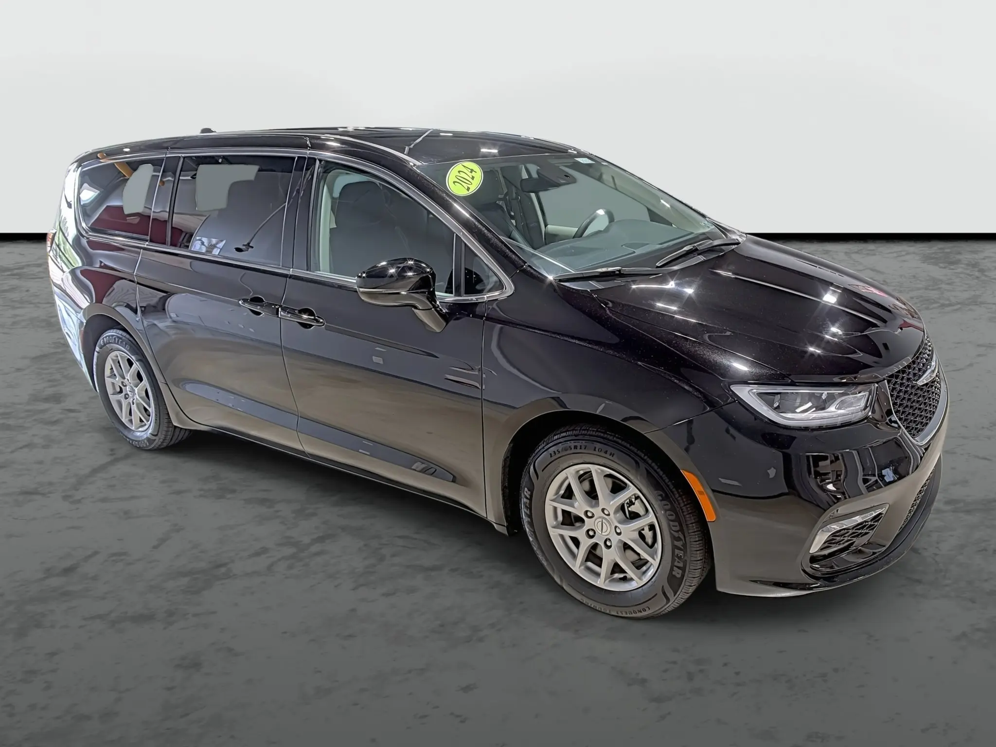 2024 Chrysler Pacifica Touring L photo 5