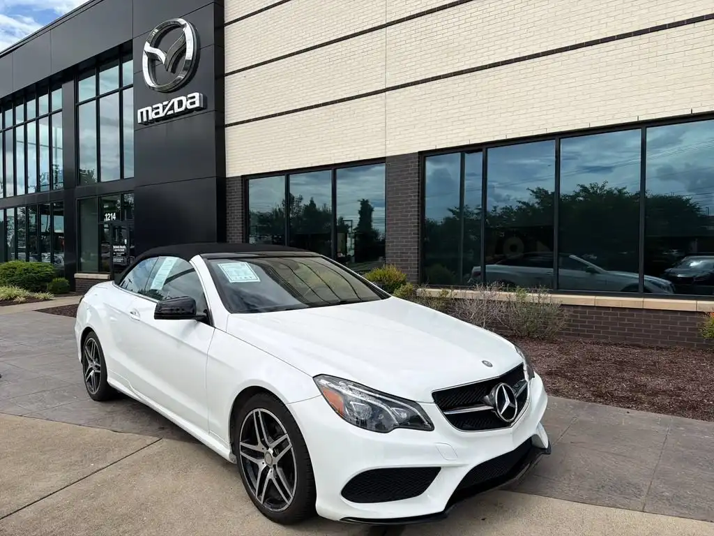 2017 Mercedes-Benz E-Class E400's photo