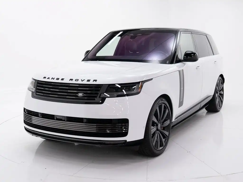 2023 Land Rover Range Rover 4.4 SV LWB's photo
