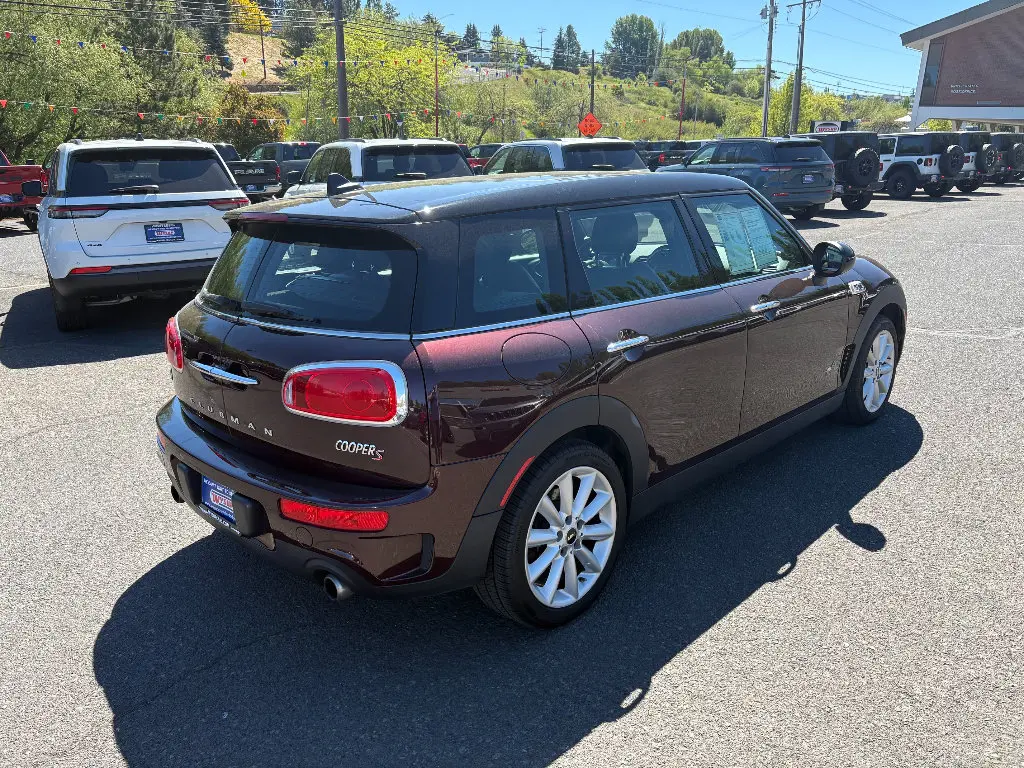 2017 MINI Clubman Cooper S ALL4 photo 5