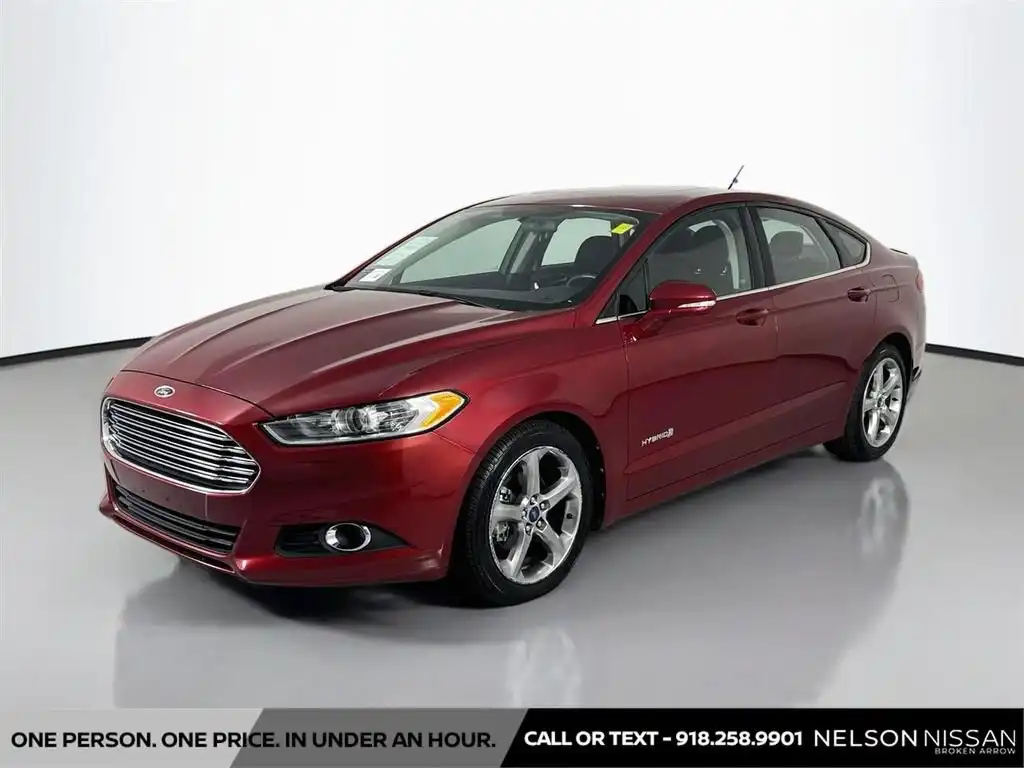 2013 Ford Fusion SE Hybrid's photo