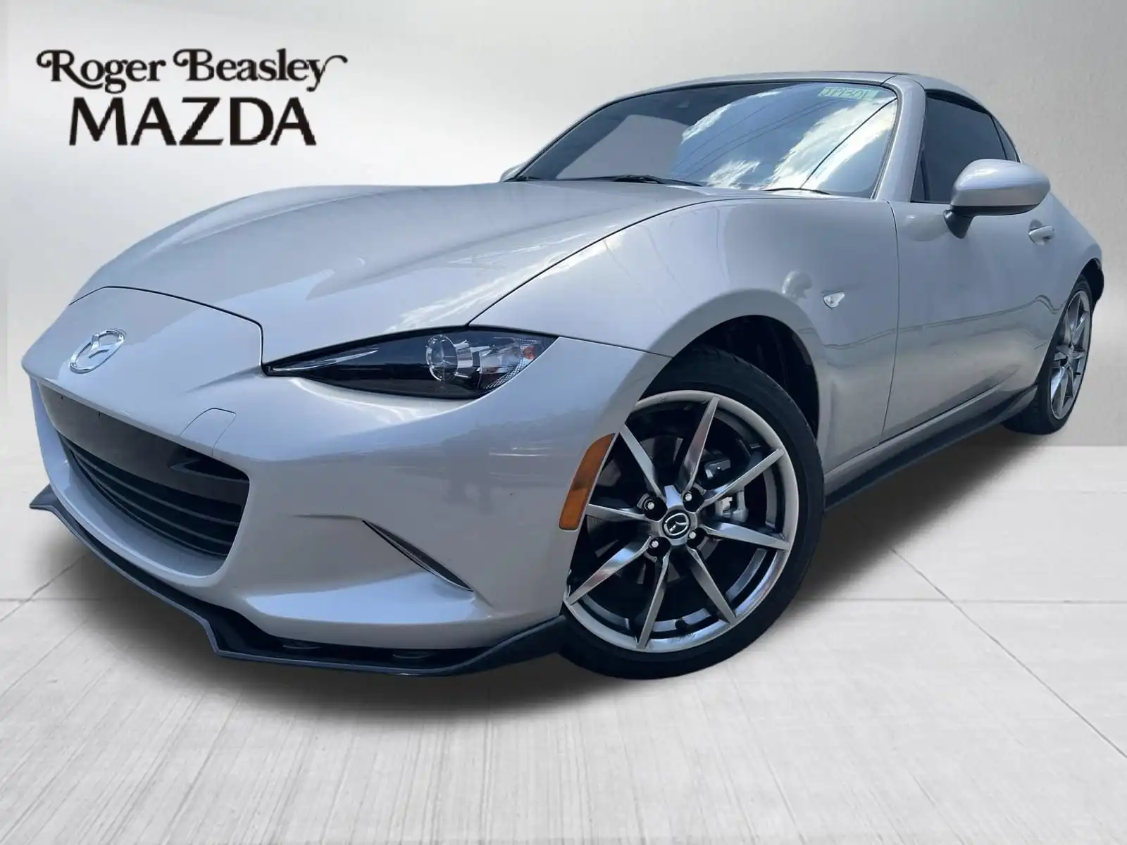 2023 Mazda MX-5 Miata 2.0 Grand Touring's photo