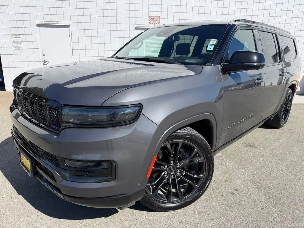2024 Jeep Grand Wagoneer L Series II Obsidian 4WD's photo