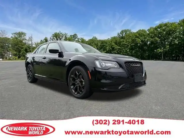 2023 Chrysler 300 Touring AWD's photo