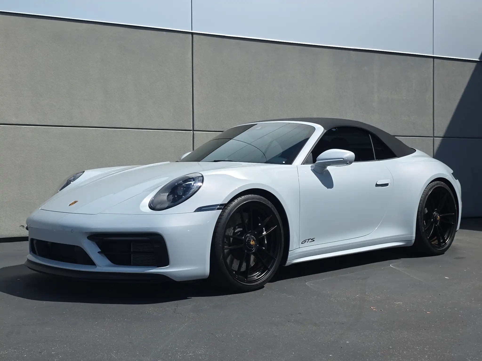 2024 Porsche 911 Carrera GTS Cabriolet's photo