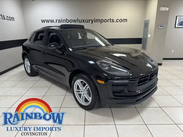 2025 Porsche Macan Base's photo