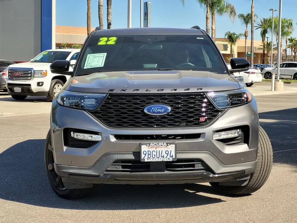 2022 Ford Explorer ST 4WD photo 3