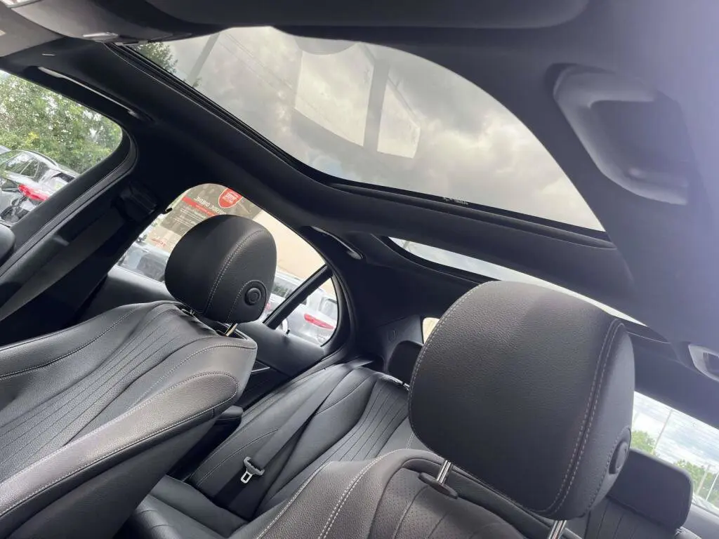 2021 Mercedes-Benz E-Class E350 4MATIC photo 5