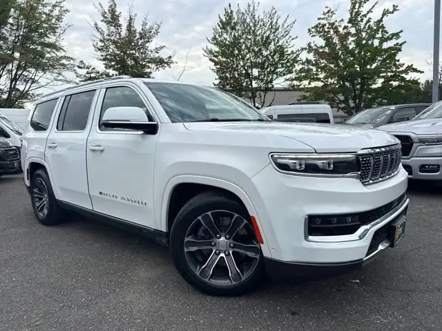 2022 Jeep Grand Wagoneer Series I 4WD's photo