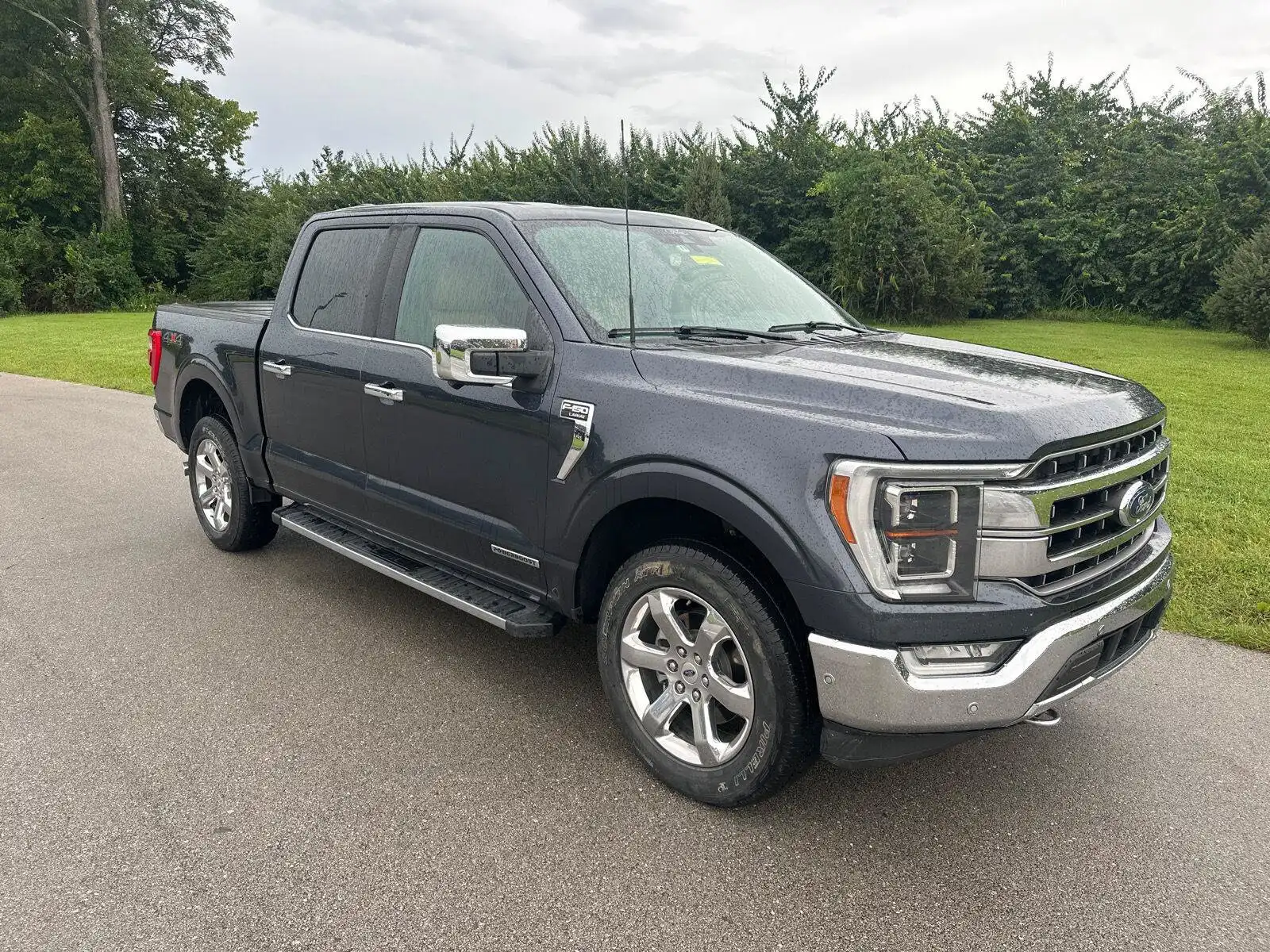 2021 Ford F-150 Lariat 4x4 SuperCrew 5-1/2 Box's photo