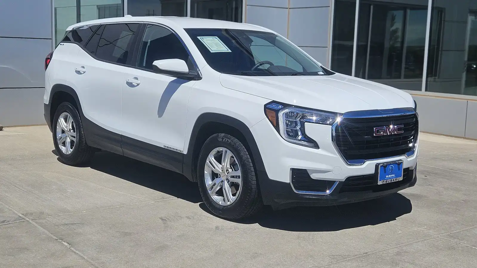 2024 GMC Terrain SLE FWD's photo