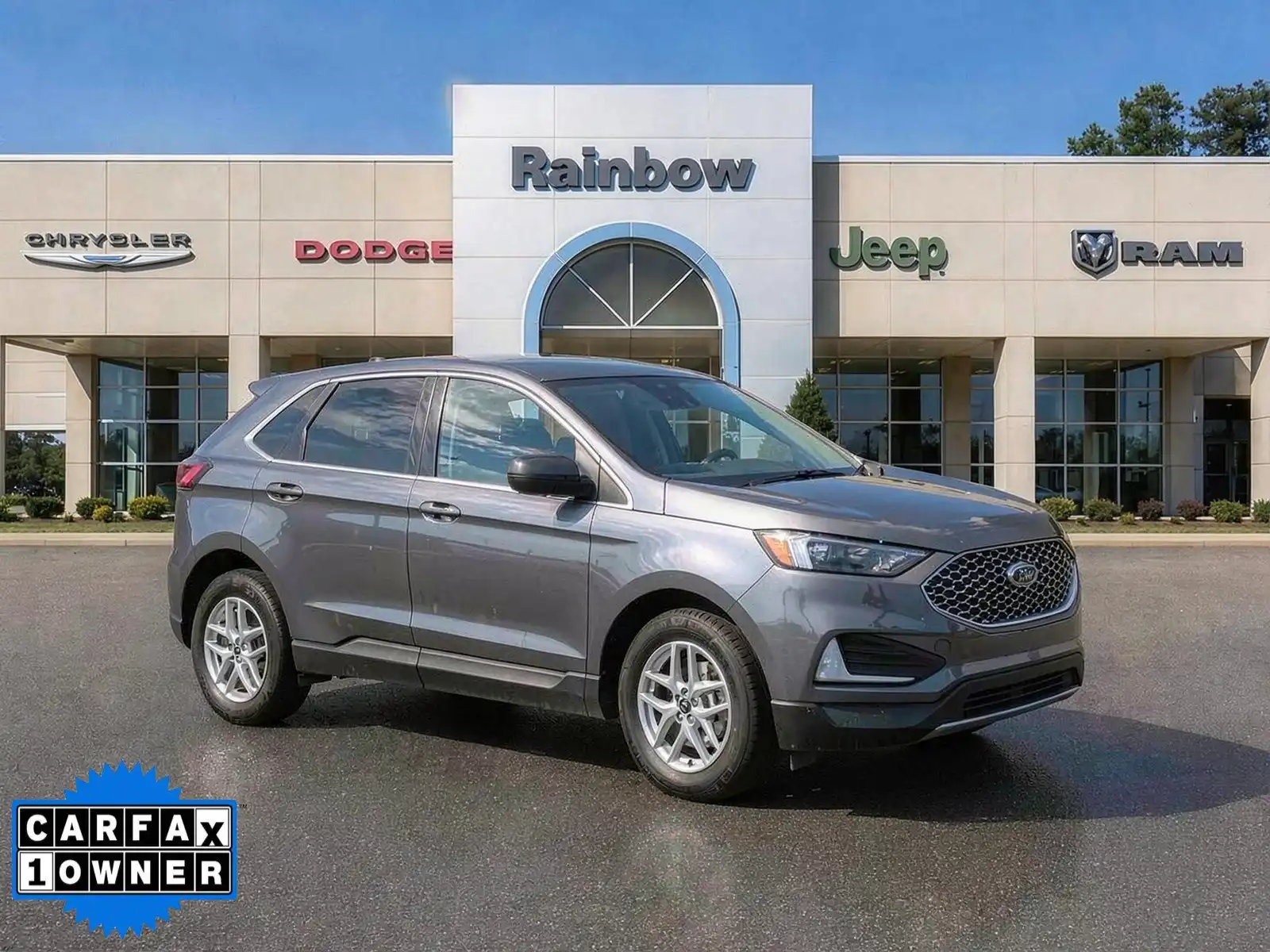 2024 Ford Edge SEL AWD's photo