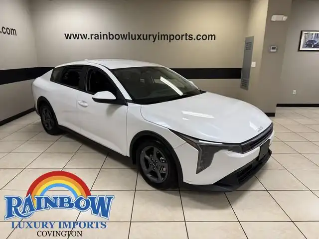 2025 Kia K4 LXS AT's photo