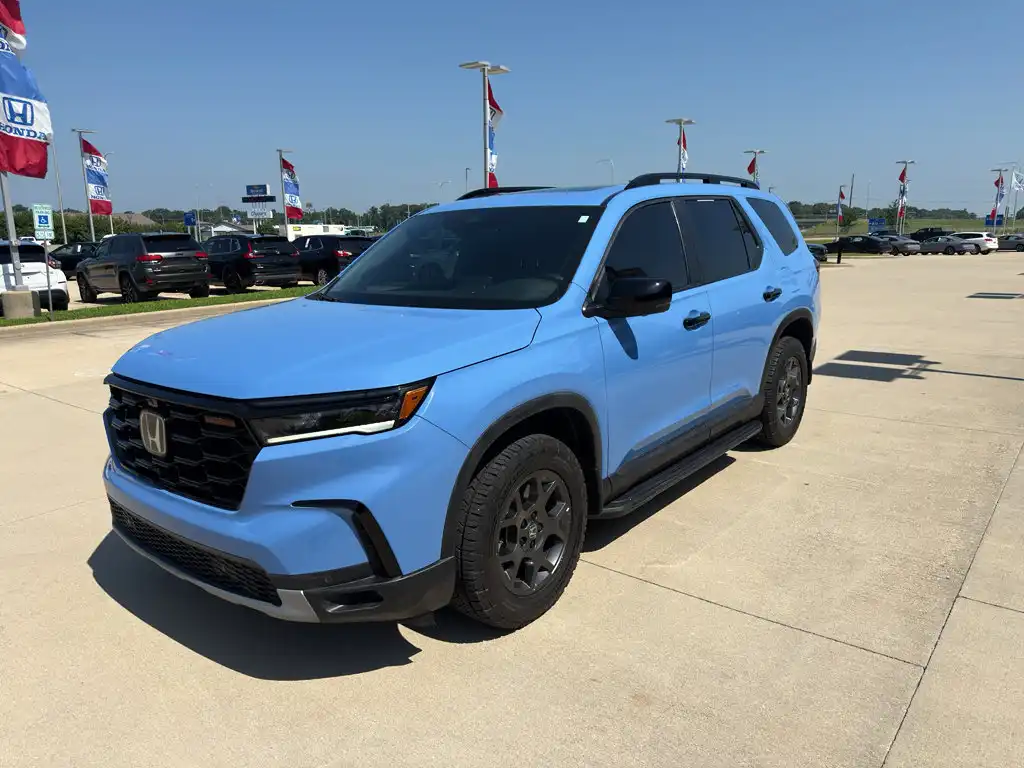 2024 Honda Pilot TrailSport AWD's photo