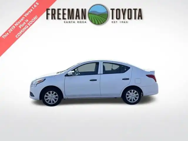 2019 Nissan Versa 1.6 S Plus CVT's photo