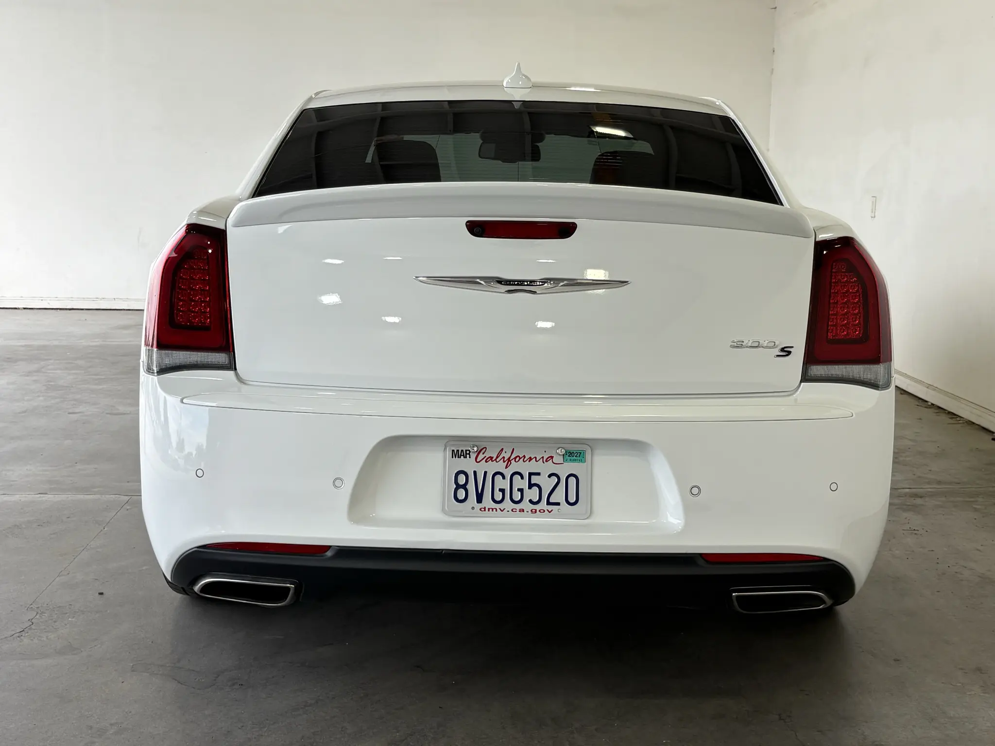 2020 Chrysler 300 S photo 3