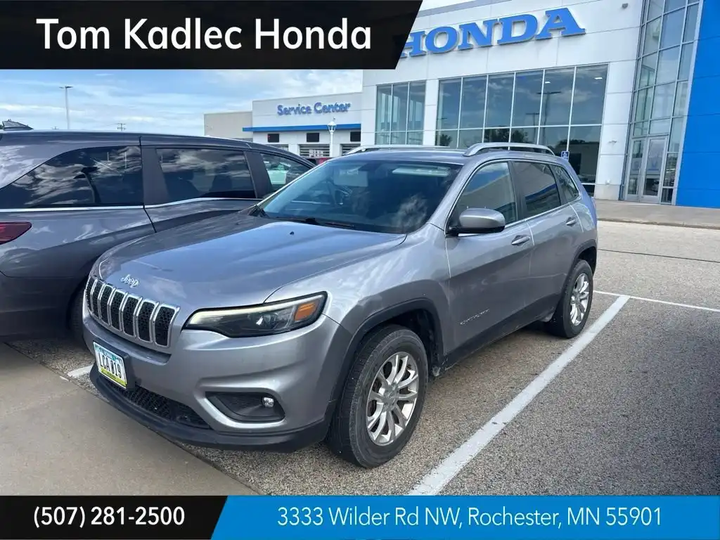2019 Jeep Cherokee Latitude 4WD's photo